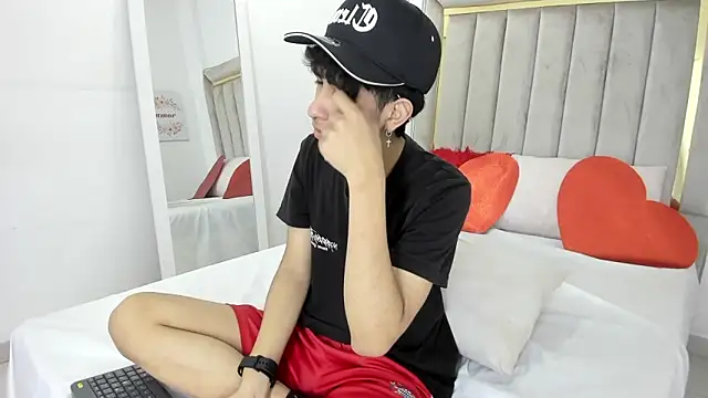 julian xx online show from 02-09-26, 07:45