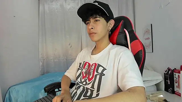 julian xx online show from 04-29-26, 07:09