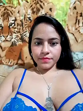Snapshot of Maliha_21 chatting on 06-21-26, 02:17 Maliha 21 online show from 06-21-26, 02:17