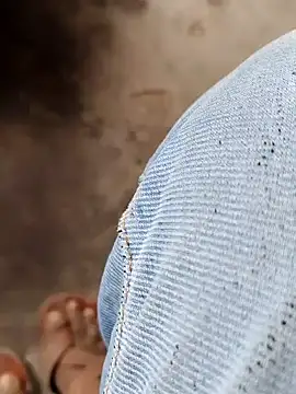 Snapshot of Cupalshow123 chatting on 02-02-26, 10:25 Cupalshow123 online show from 02-02-26, 10:25