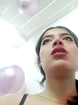 honeyluxe  online show from 03-03-26, 04:19