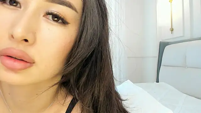 Snapshot of SayokoMia_S chatting on 04-19-26, 10:27 SayokoMia S online show from 04-19-26, 10:27