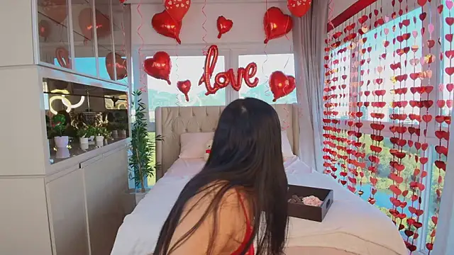 Bruna Ferrazz online show from 02-13-26, 08:09