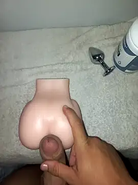 nishinoya10 online show from 01-08-26, 04:29