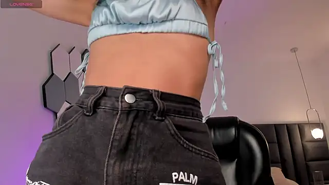 KayraLanne online show from 03-26-26, 04:33