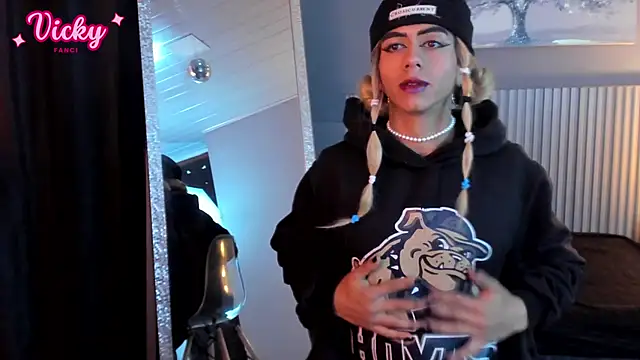 vicky fant4sy online show from 02-06-26, 01:40