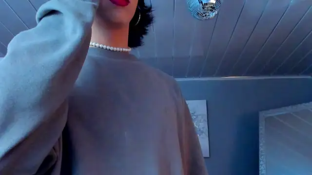 Snapshot of vicky_fant4sy chatting on 05-12-26, 02:12 vicky fant4sy online show from 05-12-26, 02:12