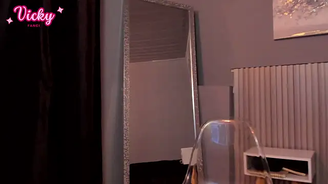 vicky fant4sy online show from 02-19-26, 01:52