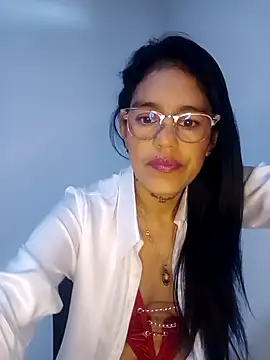 Elizabeth manzon online show from 04-05-26, 08:04