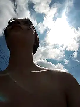 Aitana 2-0 online show from 01-08-26, 03:07