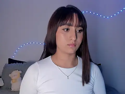 Snapshot of Roseholden chatting on 02-16-26, 11:46 Roseholden online show from 02-16-26, 11:46