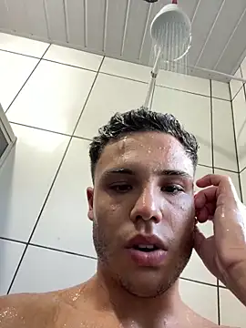 Wellington00  online show from 01-06-26, 09:19