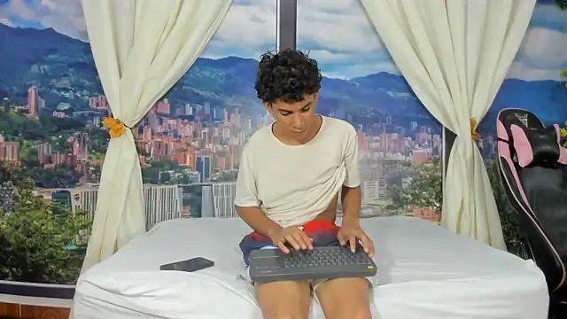 jhonaEstrada online show from 01-15-26, 04:27