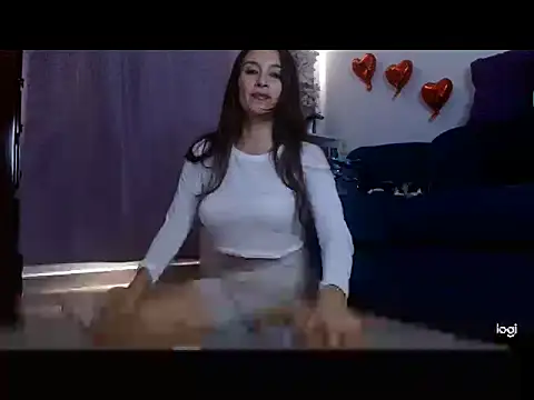 Almaglow  online show from 02-17-26, 07:55