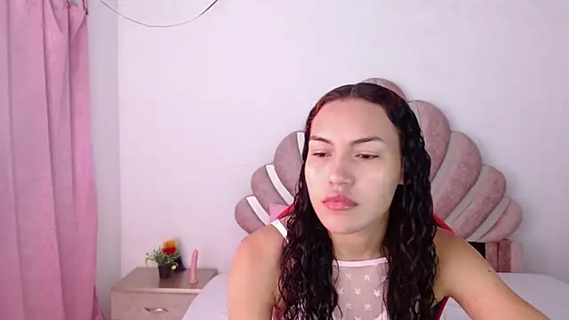 Naya  fox723 online show from 02-04-26, 05:41