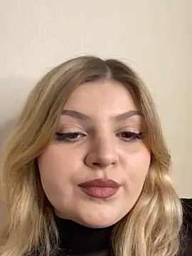 Snapshot of WendyPaige chatting on 02-28-26, 11:32 WendyPaige online show from 02-28-26, 11:32