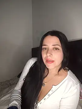 Snapshot of Vivianasweet chatting on 01-09-26, 08:49 Vivianasweet online show from 01-09-26, 08:49