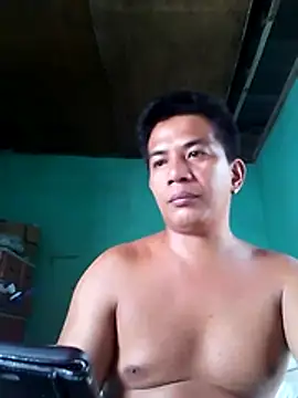 Snapshot of Nathaniel_xx chatting on 06-22-26, 04:53 Nathaniel xx online show from 06-22-26, 04:53