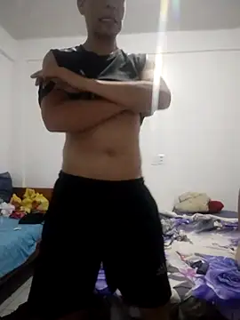 Rodrigohernan19 online show from 01-10-26, 06:31