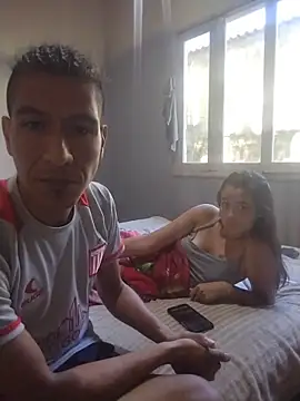 Snapshot of Rodrigohernan19 chatting on 04-14-26, 03:39 Rodrigohernan19 online show from 04-14-26, 03:39