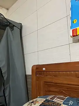 Liness101 online show from 04-12-26, 02:26