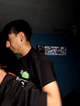 Hxzelmxnix online show from 02-28-26, 07:41