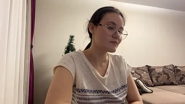 Snapshot of LanaLive chatting on 01-15-26, 12:08 LanaLive online show from 01-15-26, 12:08