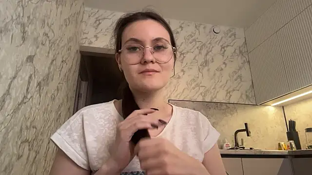 Snapshot of LanaLive chatting on 01-14-26, 11:03 LanaLive online show from 01-14-26, 11:03