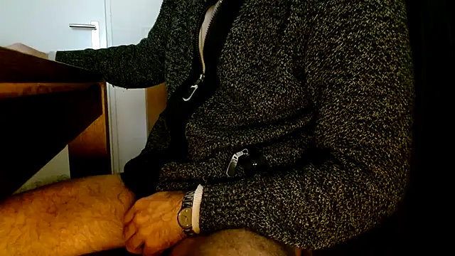 Snapshot of 055Turk chatting on 02-08-26, 10:24 055Turk online show from 02-08-26, 10:24