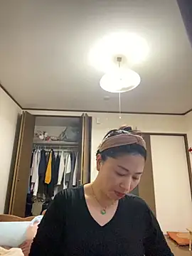 Snapshot of 69_yuna_69 chatting on 01-06-26, 08:18 69 yuna 69 online show from 01-06-26, 08:18