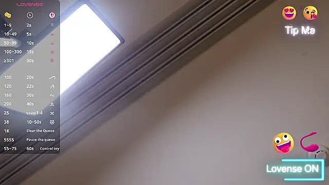 Snapshot of iamyunasky@xh chatting on 01-15-26, 10:40 iamyunaskyxh online show from 01-15-26, 10:40