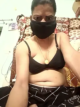 Snapshot of Shabana_01 chatting on 01-08-26, 05:57 Shabana 01 online show from 01-08-26, 05:57