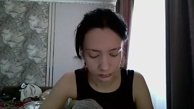 Snapshot of LxayBloom chatting on 02-24-26, 07:31 LxayBloom online show from 02-24-26, 07:31