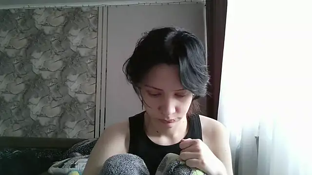 Snapshot of LxayBloom chatting on 02-10-26, 09:52 LxayBloom online show from 02-10-26, 09:52