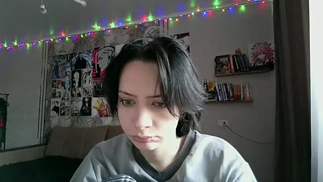 Snapshot of LxayBloom chatting on 01-18-26, 06:06 LxayBloom online show from 01-18-26, 06:06