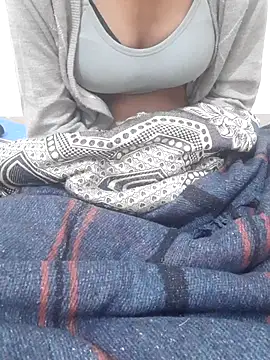 Royal Gril online show from 02-26-26, 12:10