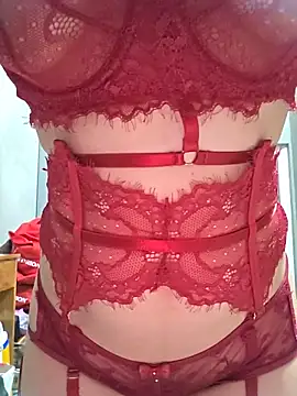 Snapshot of moon_baby99 chatting on 06-06-26, 01:44 moon baby99 online show from 06-06-26, 01:44