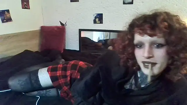 Snapshot of gracelustxx chatting on 02-13-26, 04:40 gracelustxx online show from 02-13-26, 04:40