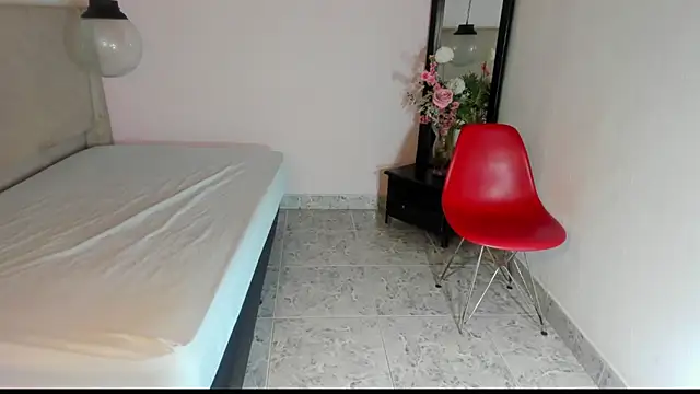 ZoeFox5 online show from 02-01-26, 11:52