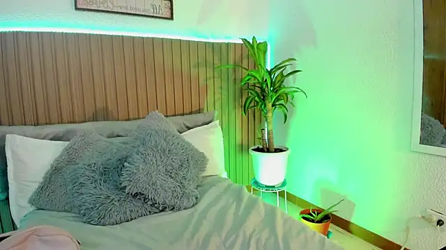 IndieMiller online show from 04-11-26, 12:53