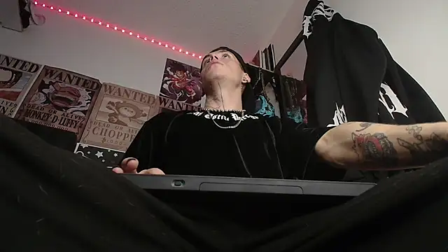 Anhony Muscle online show from 02-13-26, 03:28