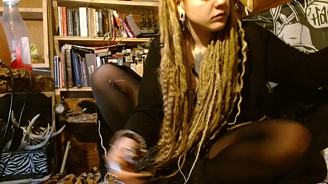 spiralhokkaido23 online show from 03-31-26, 08:49