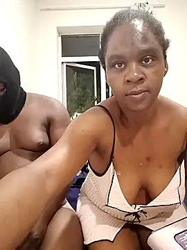 Snapshot of princess-boobz chatting on 03-25-26, 07:46 princess-boobz online show from 03-25-26, 07:46