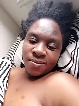 Snapshot of princess-boobz chatting on 03-12-26, 05:24 princess-boobz online show from 03-12-26, 05:24