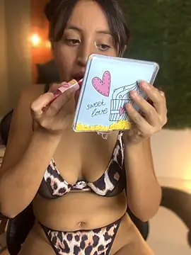 PaulaSweetFire  online show from 03-27-26, 10:43