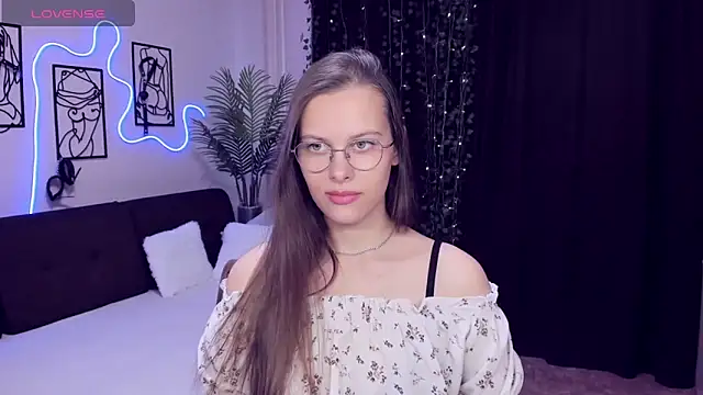 AyumiBlossom online show from 02-19-26, 11:51