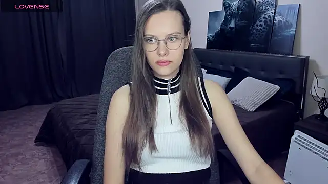 AyumiBlossom online show from 01-17-26, 06:06