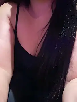 Lina Velvet  online show from 03-01-26, 02:00