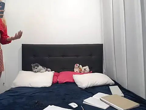 july fucha online show from 02-14-26, 12:33