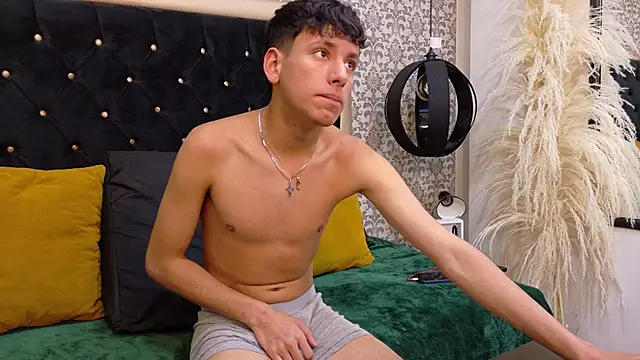 Jean Pierr  online show from 01-07-26, 06:57